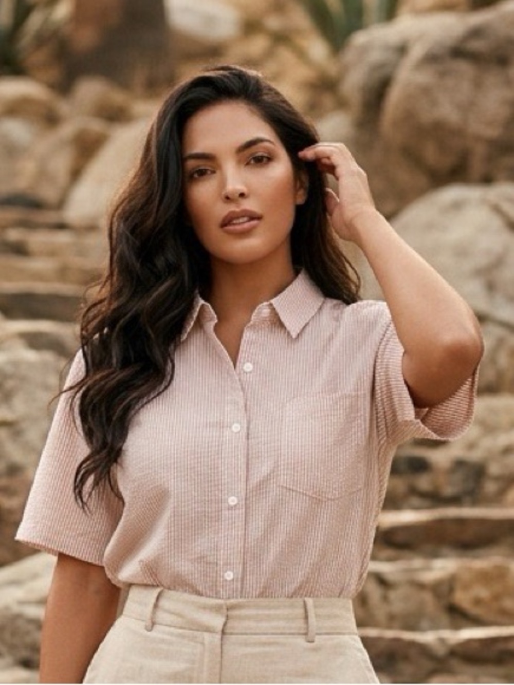 Women's Short-Sleeve Button-Up Blouse in Soft Pink